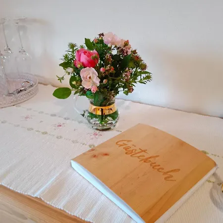 منزل للإقامة Haus Horvath Bett Und Brot التوسي
